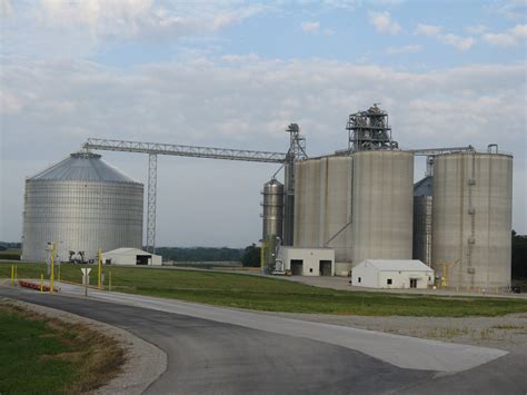 Ray-Carroll entered the wholesale fertilizer business with the completion of our 40,000 ton warehouse at Hardin, MO in September of 2015. . Ray carroll grain bids